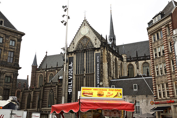 Nieuwe Kerk and Dogs