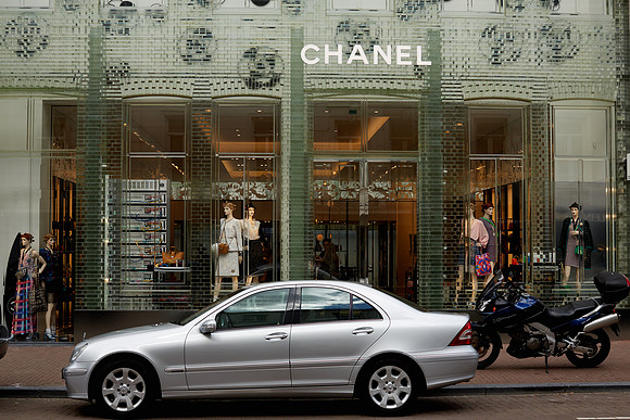 Chanel: 11-April