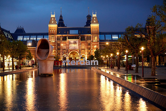 Rijksmusuem at twilight