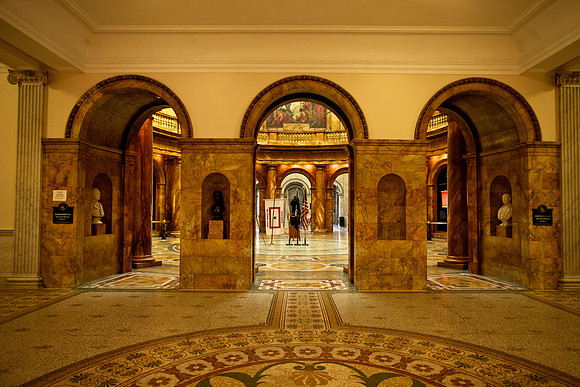 Massachusetts State House